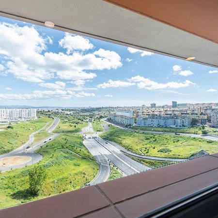Lovelystay - Trendy 1Bdr Apartment W/ River View Lisbon Exterior photo